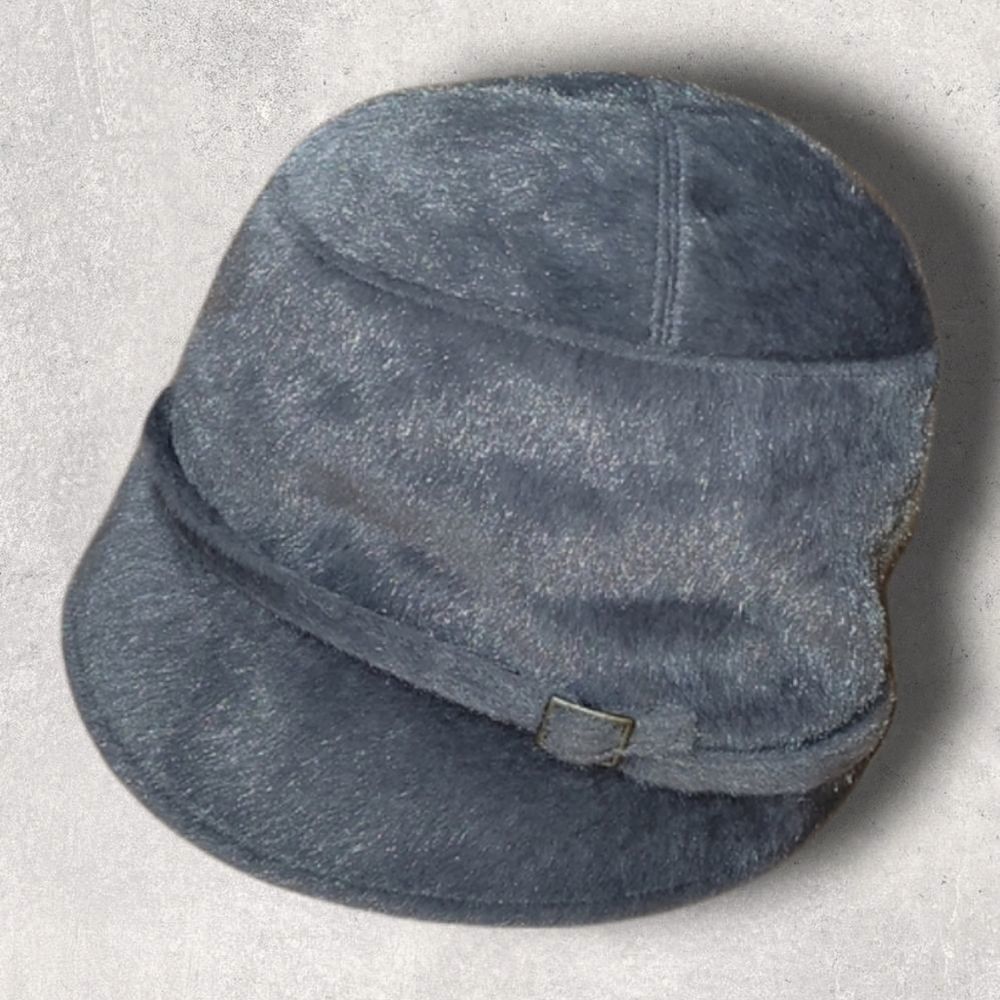 C.C. EXCLUSIVES GRAY FUZZY WINTER BUCKET HAT